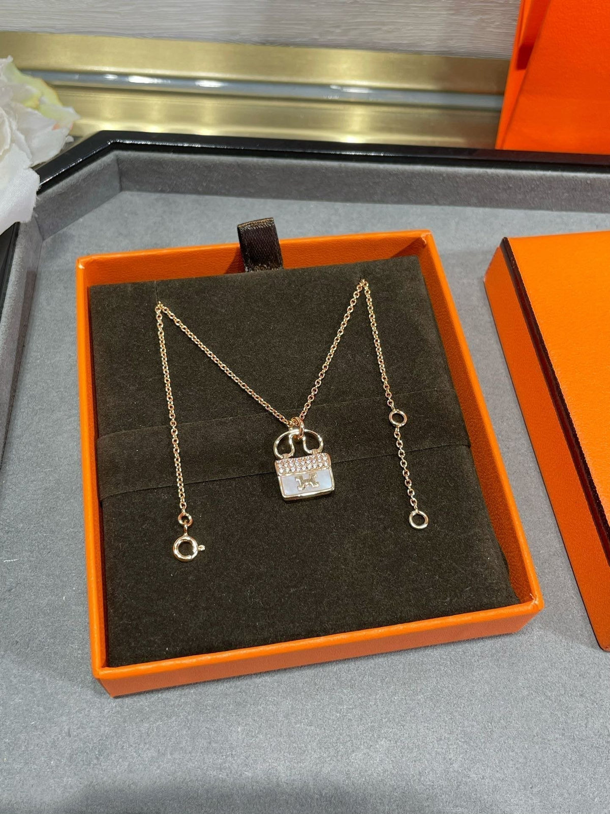 Aura H CIRCE MOISSANIT ANHÄNGER KETTE GOLD