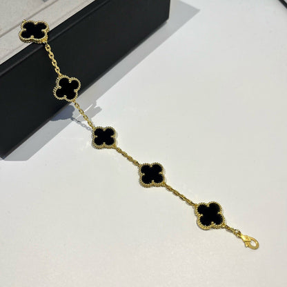 [⭐Aura ]New CLOVER 5 MOTIF ONYXS BRACELET COLLECTION