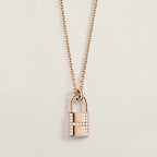 Aura HM ADVANCED NICHE LOCK HEAD NECKLACE DIAMONDS