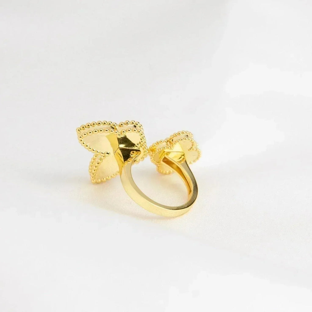 Aura LUCKY BETWEEN THE FINGER RING