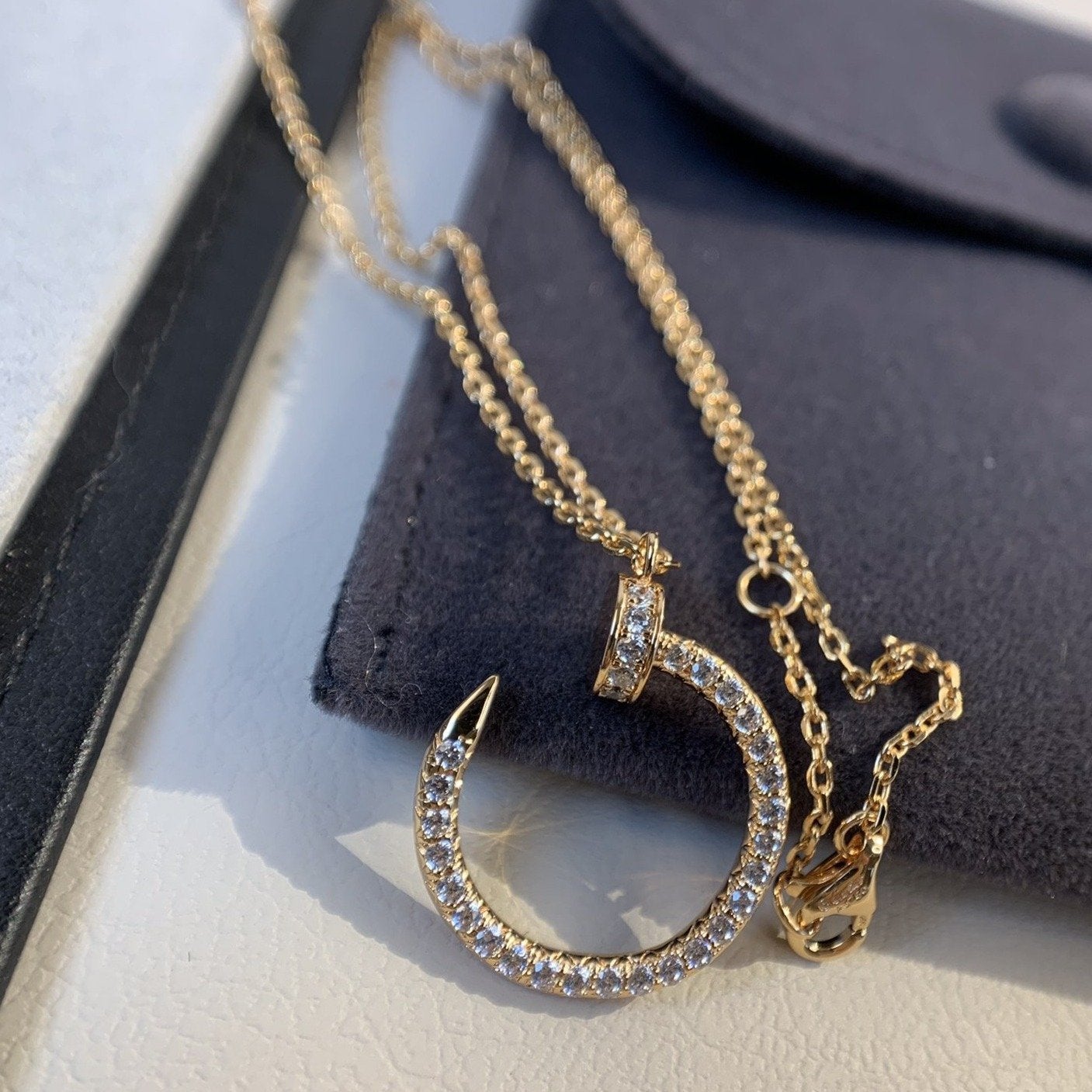 Aura JUSTE NECKLACE PINK GOLD DIAMONDS