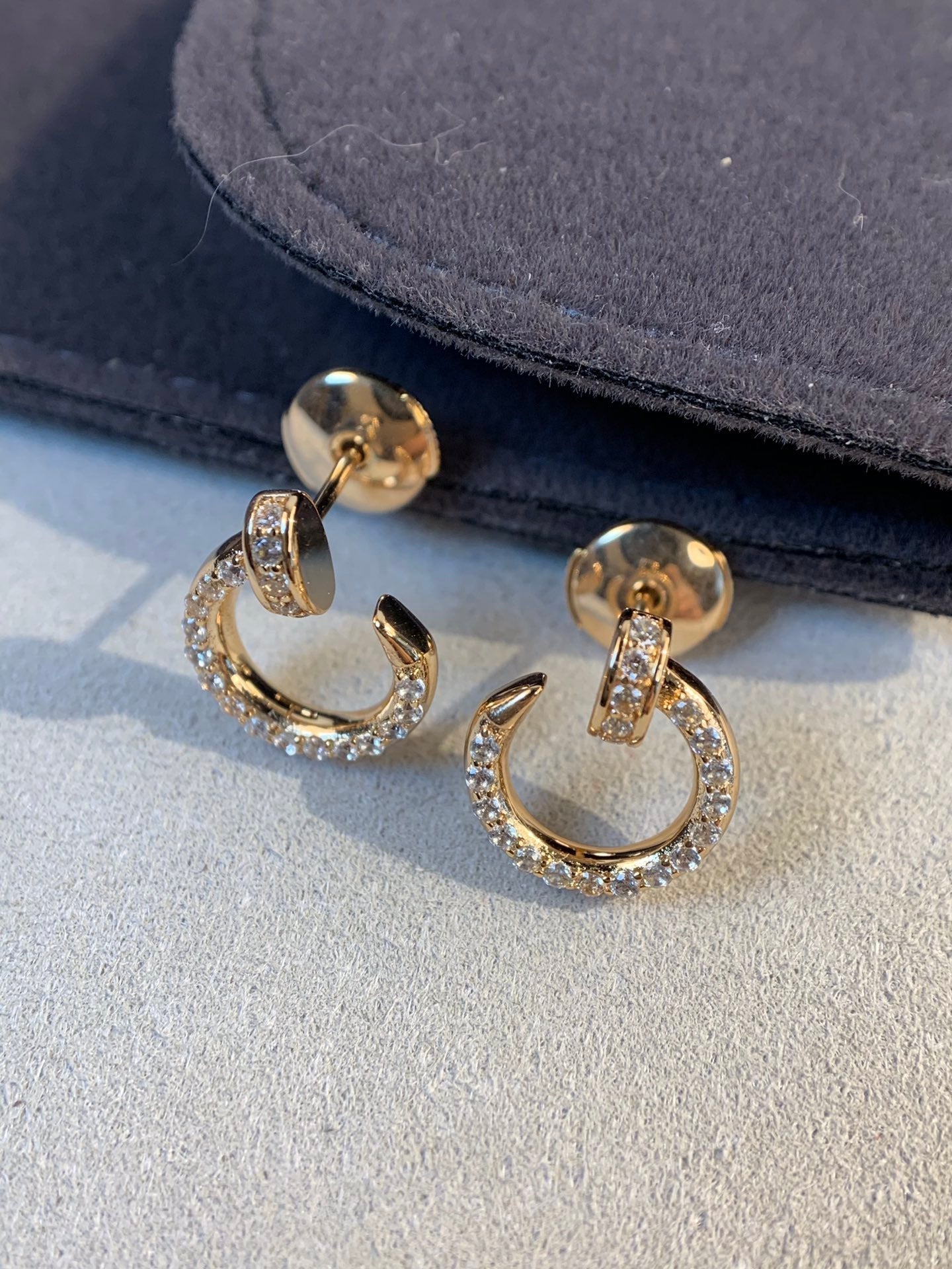Aura JUSTE EARRINGS GOLD DIAMONDS