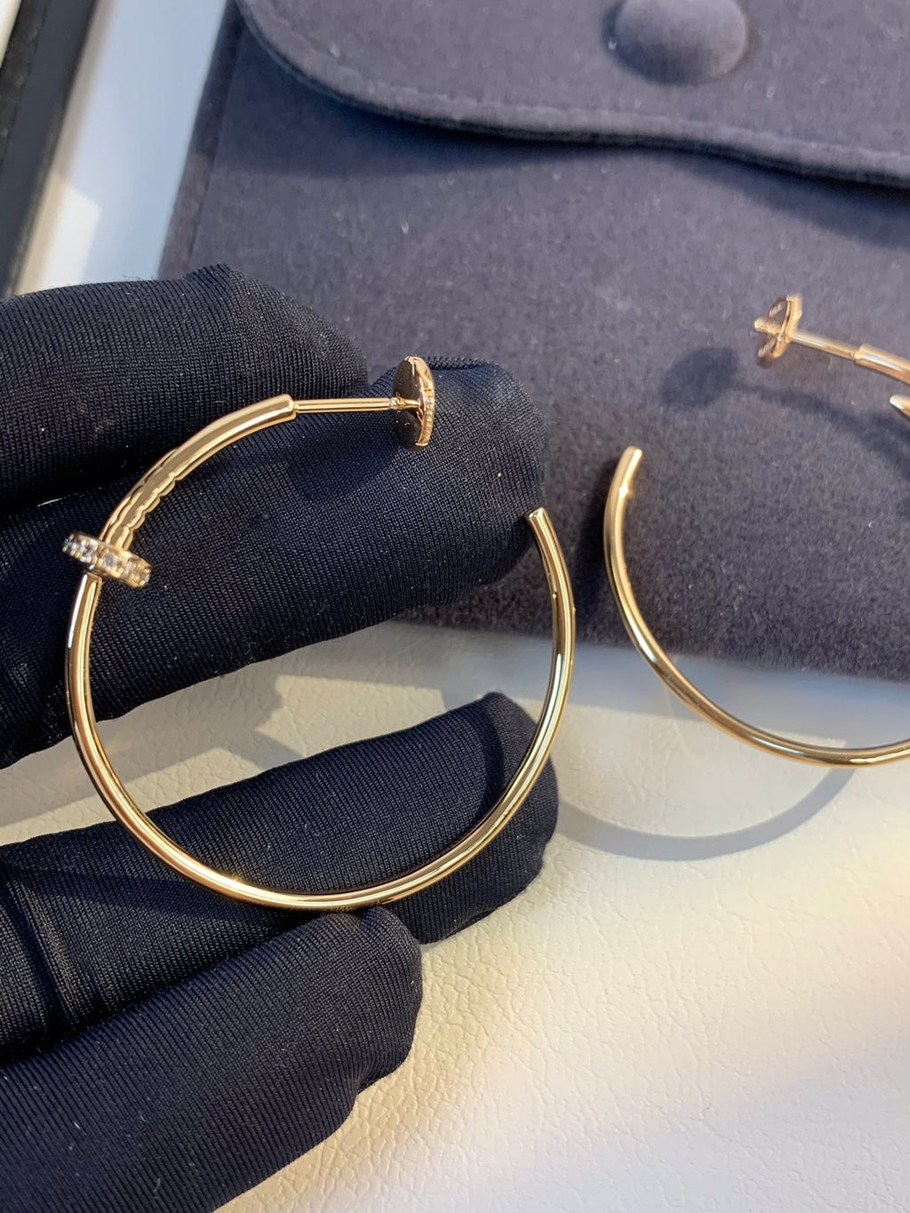 Aura JUSTE EARRINGS GOLD DIAMONDS 1.8MM