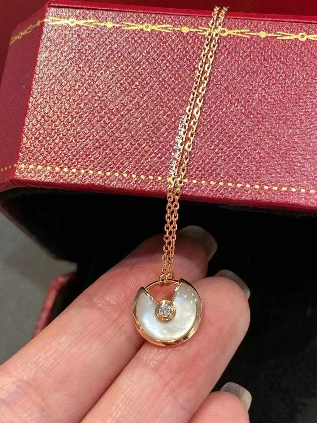 Aura AMULETTE ROSE GOLD MOP NECKLACE