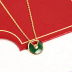 Aura AMULETTE GOLD MALACHITE NECKLACE