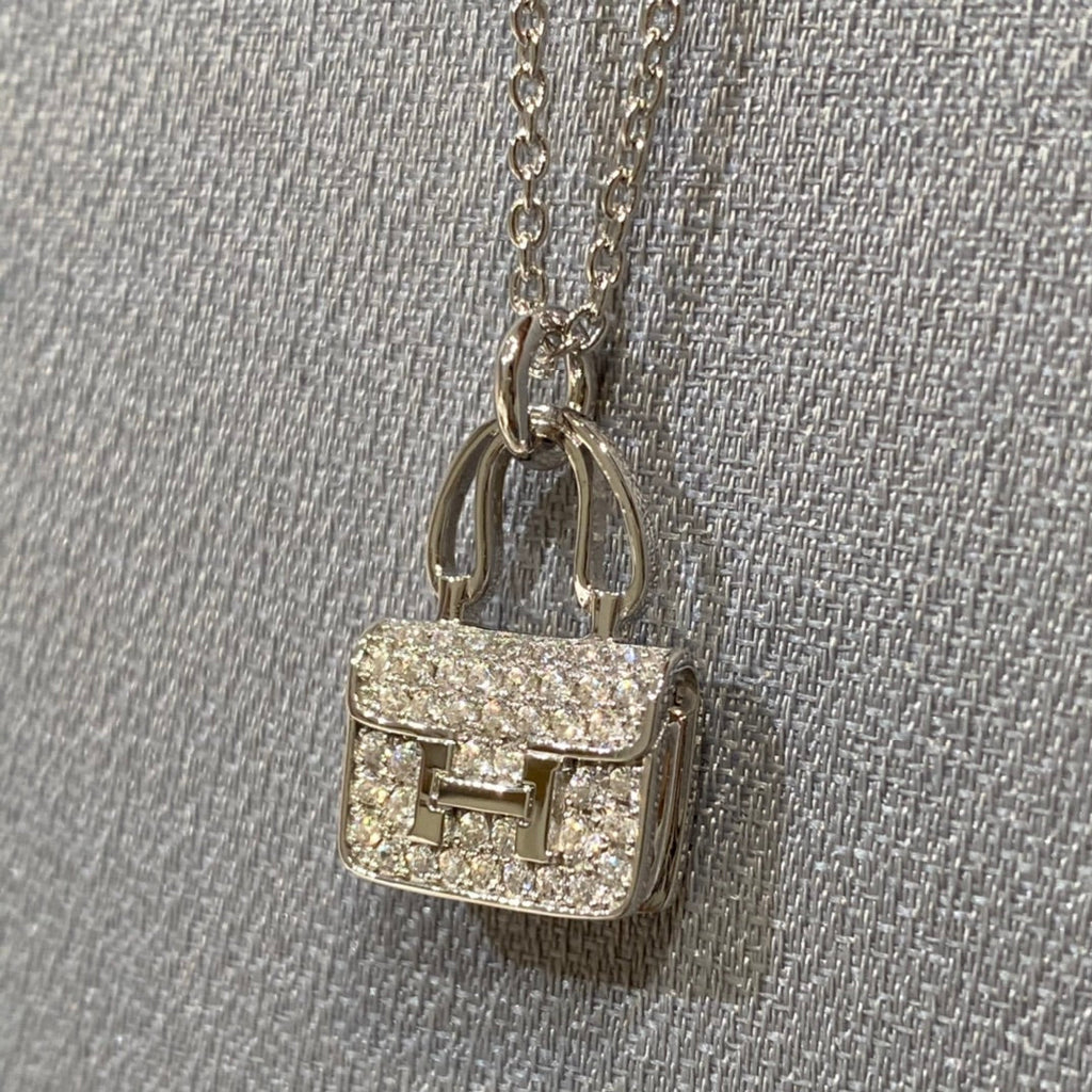 Aura CONSTANCE PEDANT DIAMOND NECKLACE