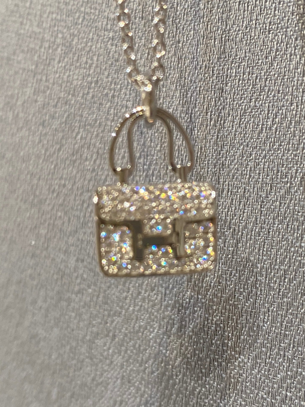 Aura CONSTANCE PEDANT DIAMOND NECKLACE
