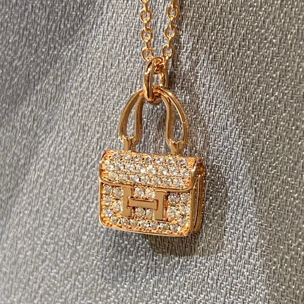 Aura CONSTANCE PEDANT DIAMOND NECKLACE
