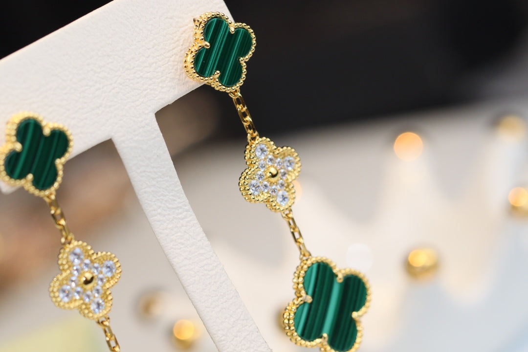 Aura CLOVER EARRINGS GOLD MALACHITE DIAMOND 3 MOTIF