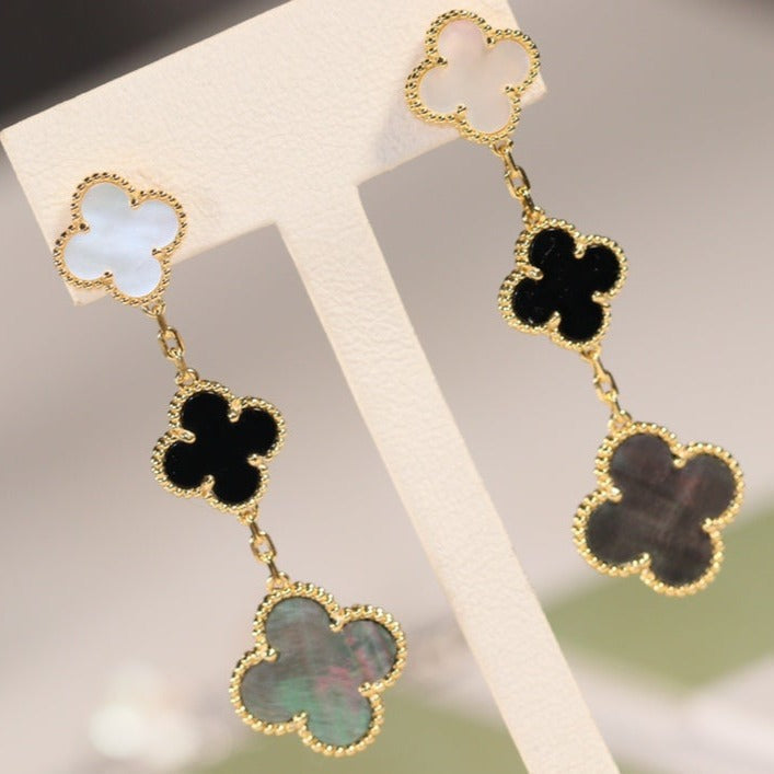 Aura CLOVER EARRINGS GOLD ONYX MOP 3 MOTIF