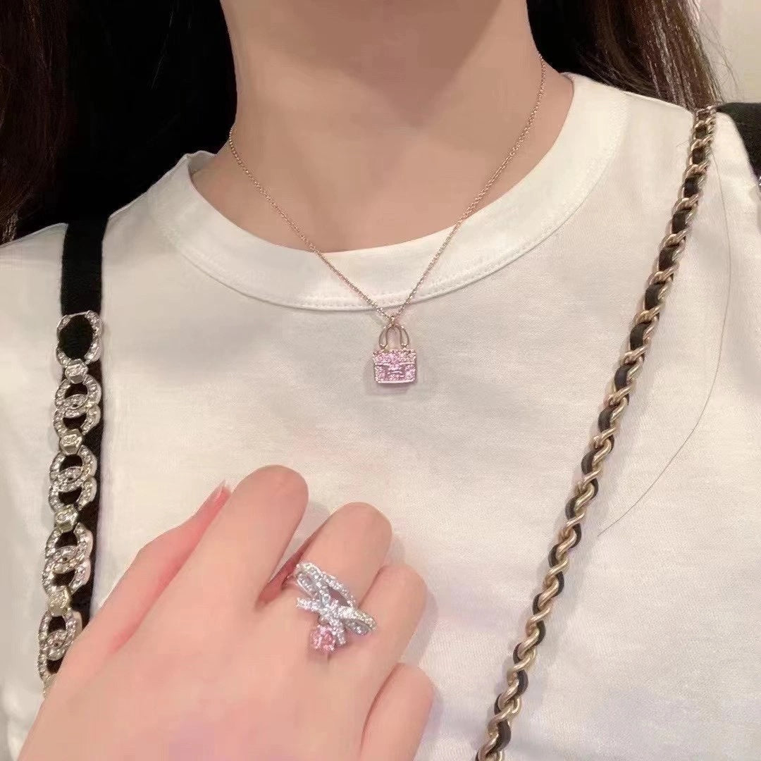 Aura CONSTANCE PEDANT PURPLE DIAMOND NECKLACE