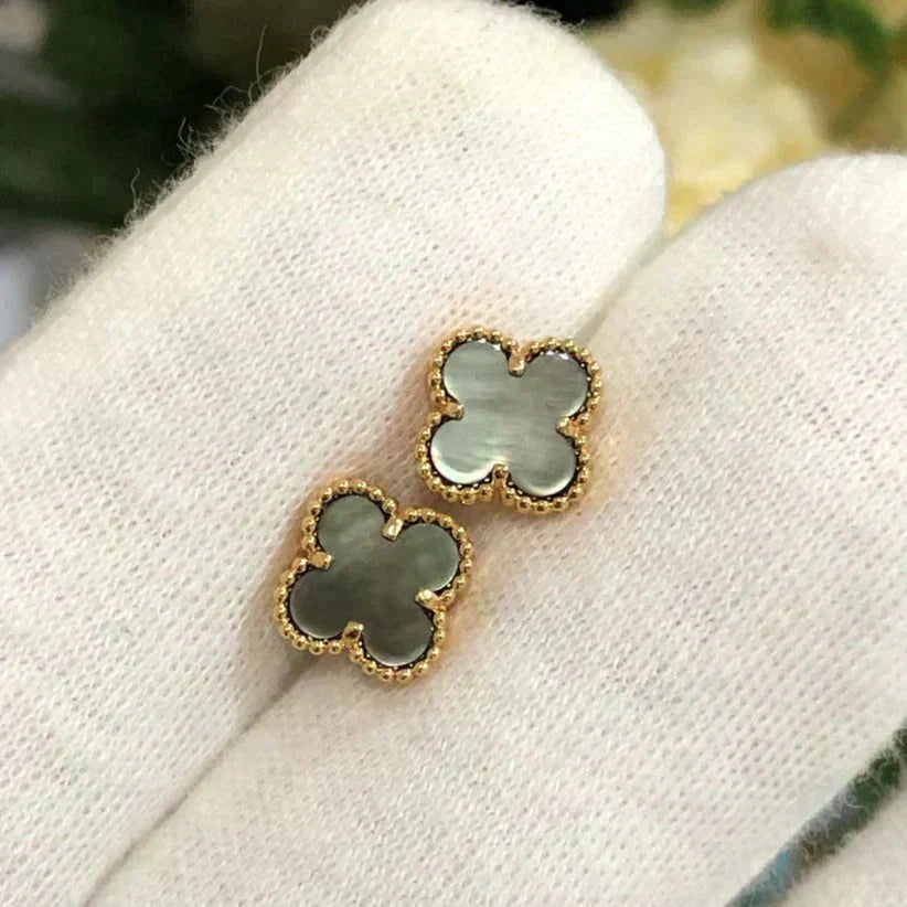 Aura CLOVER MINI 9.5MM GRAY MOP EARRINGS