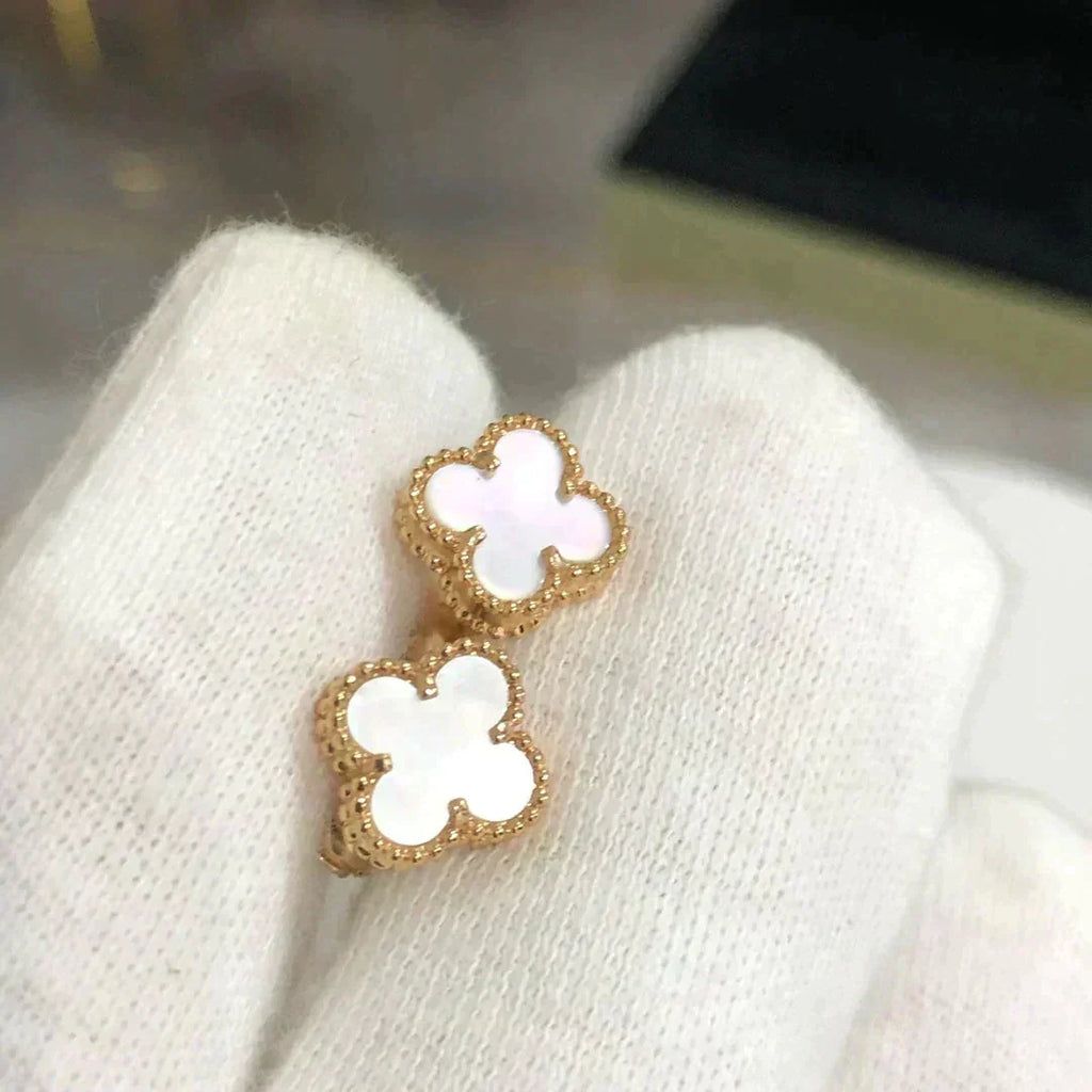 Aura CLOVER MINI 9,5MM WEISSE PERLMUTT-OHRRINGE