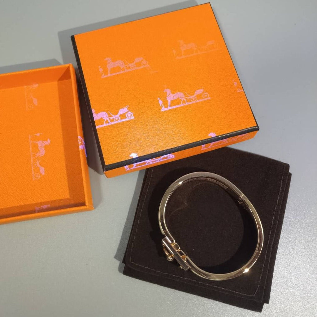 Aura H RED BRACELET