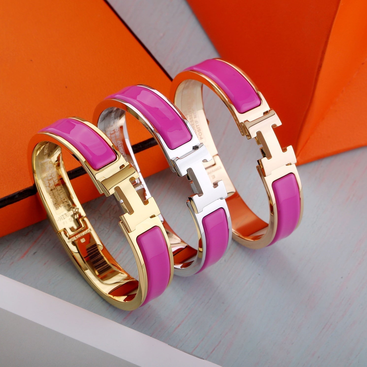 Aura H PURPLE BRACELET