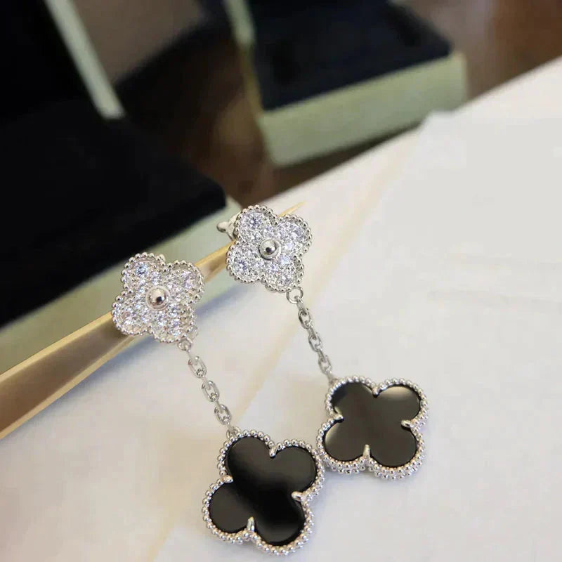 Aura CLOVER 2 MOTIVE DIAMANT ONYX OHRRINGE SILBER