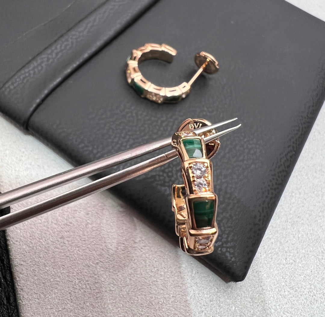 [⭐Veya]SERPENTI OHRRINGE AUS ROSÉGOLD MIT MALACHIT
