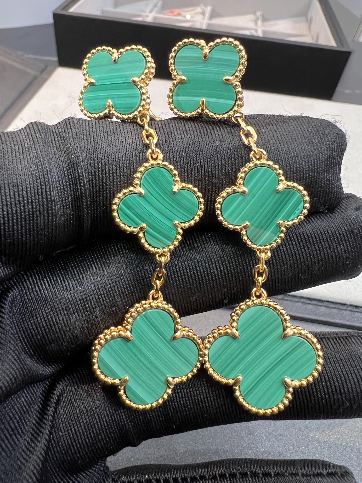 Aura CLOVER MALACHITE 3 MOTIFS GOLD