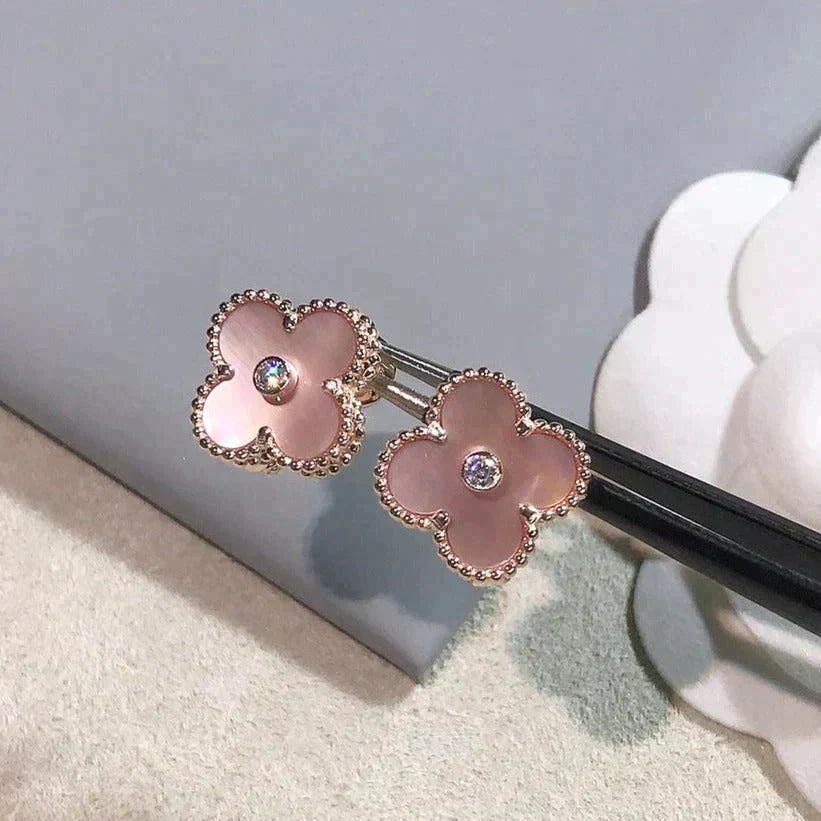 Aura CLOVER MEDIUM 1 MOTIVE ROSA MOP DIAMANT OHRRINGE
