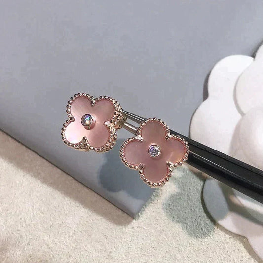 [⭐Aura ]CLOVER MEDIUM 1 MOTIFS  PINK MOP DIAMOND EARRINGS