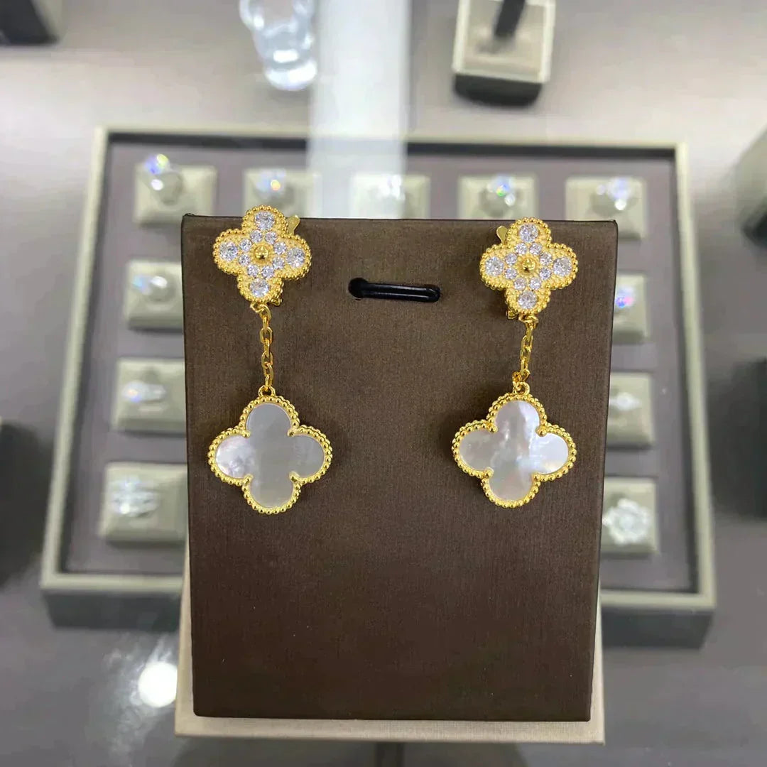 Aura CLOVER  2 MOTIFS  DIAMOND  EARRINGS (MULTIPLE CHOICESç´