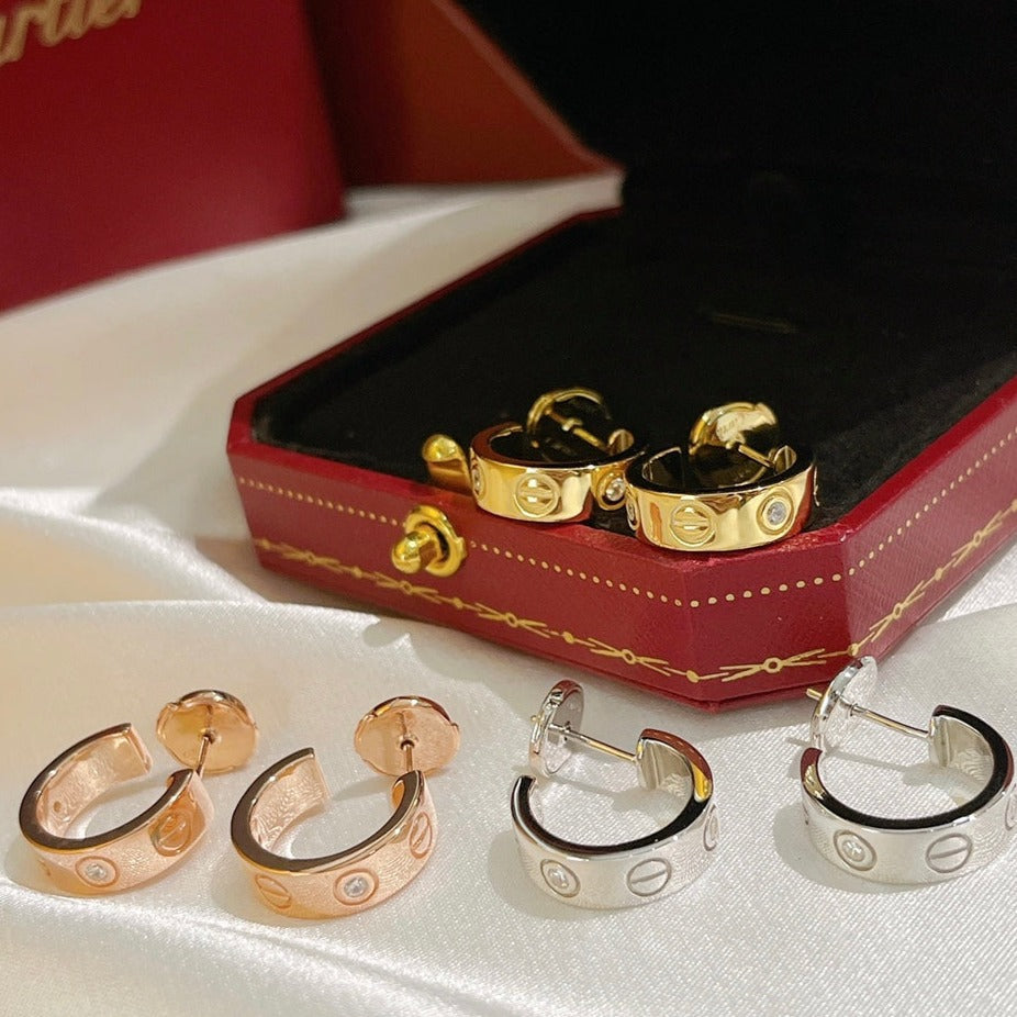 Aura LOVE OHRRINGE 5.7MM 2 DIAMANTEN