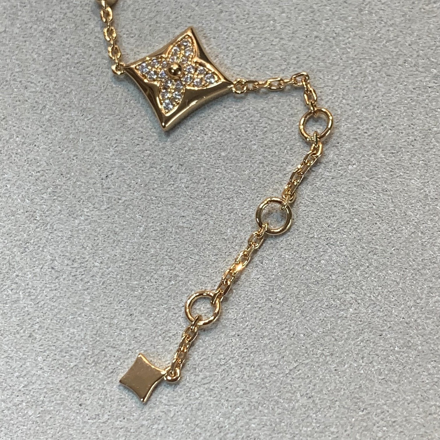 Aura STAR AND SUN 4 MOTIFS GOLD DIAMONDS BRACELET