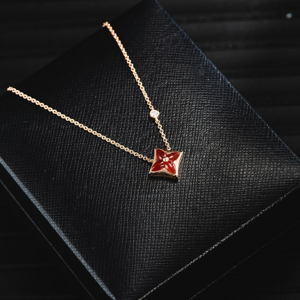 Aura STAR NECKLACE PINK GOLD 1 DIAMOND