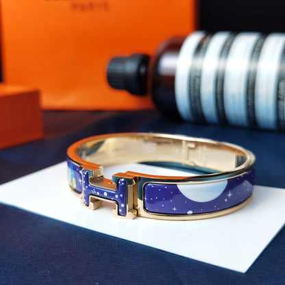 [⭐Aura ]H STAR AND MOON BRACELET 12MM