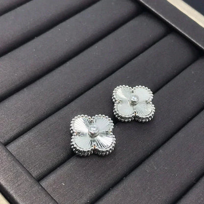 Aura CLOVER MINI 9.5MM LASER-OHRRINGE