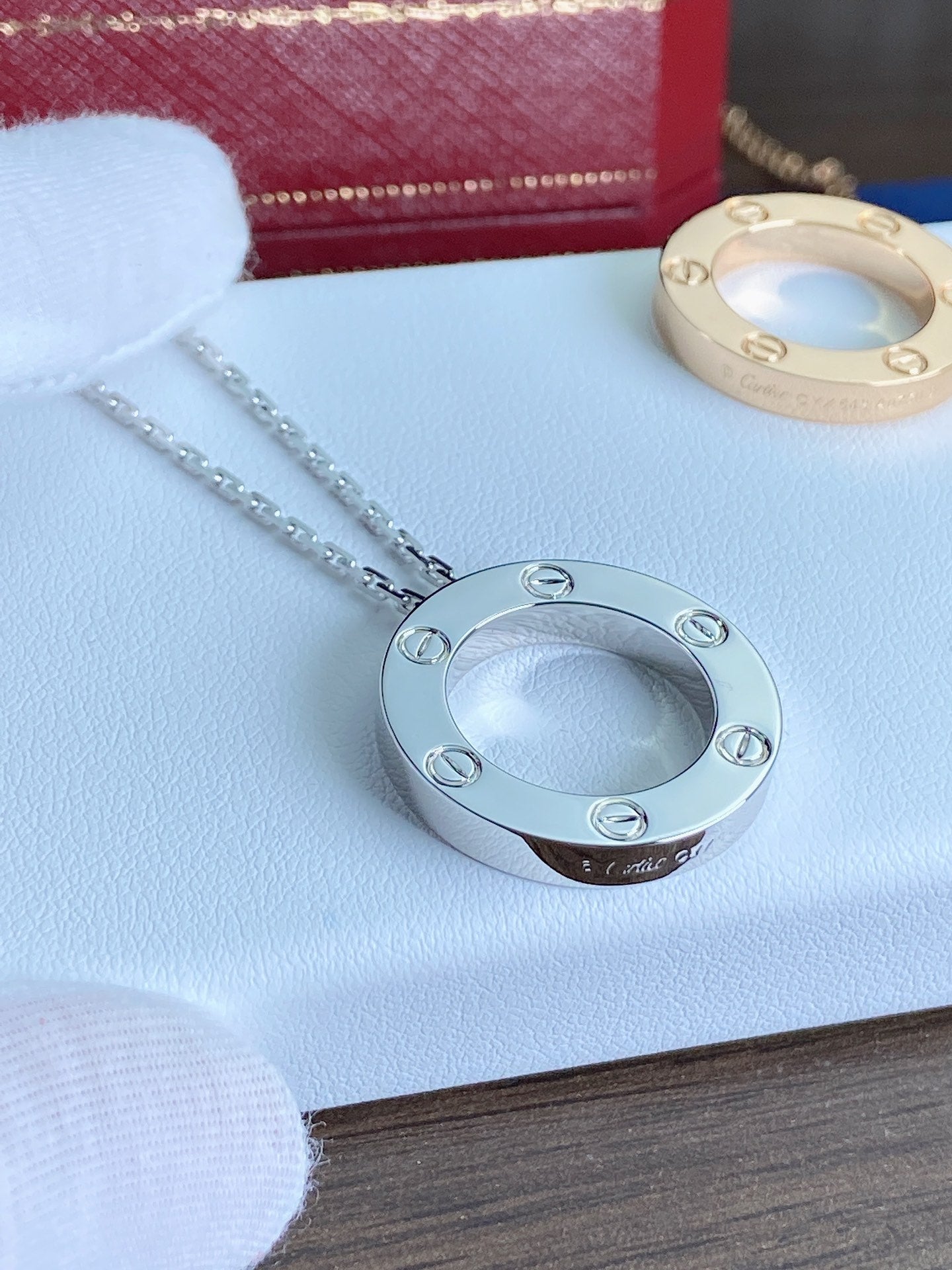 Aura LOVE NECKLACE 16MM