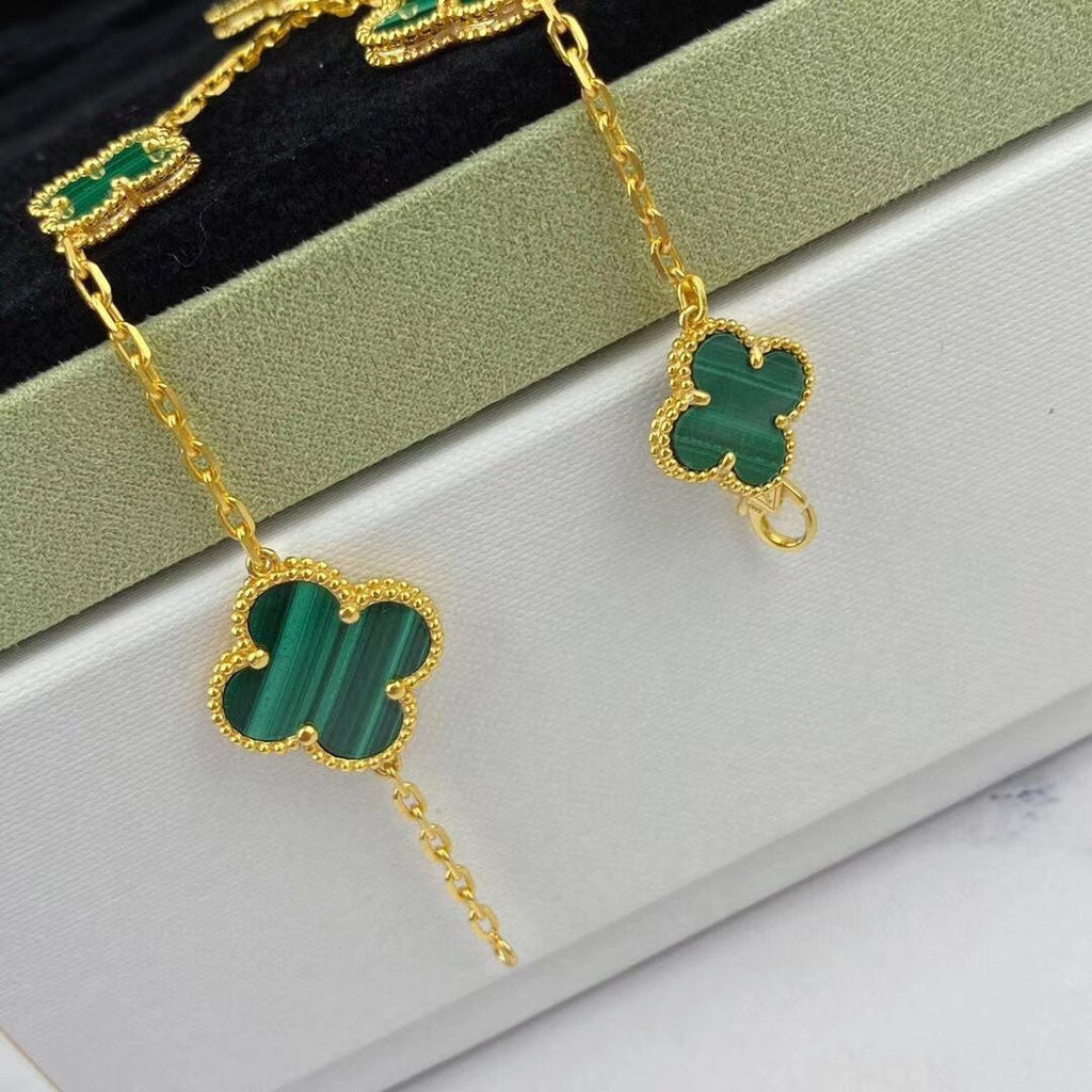 Aura MAGIC CLOVER MALACHIT GOLD ARMAND 5 MOTIVE