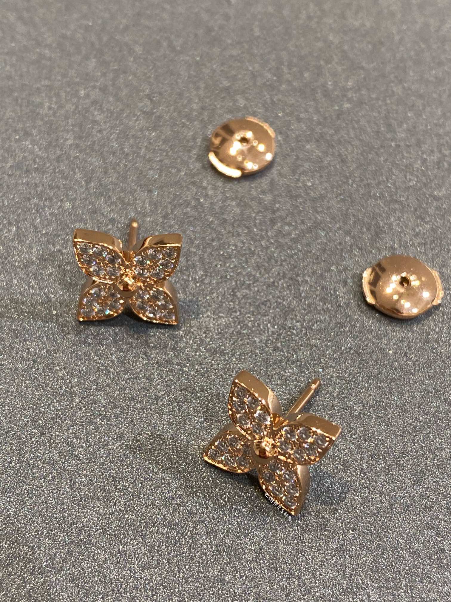 Aura STAR DIAMOND EARRINGS