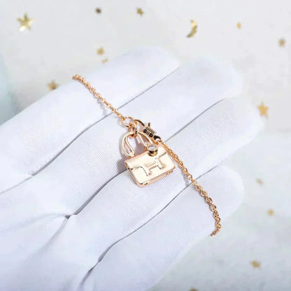 [⭐Aura ]AMULETTE PEDANT ROSE GOLD NECKLACE