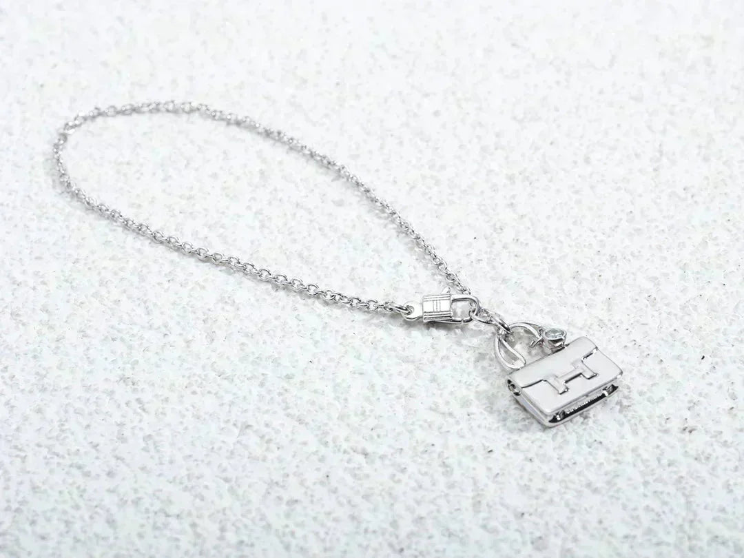 Aura AMULETT ANHÄNGER SILBERKETTE