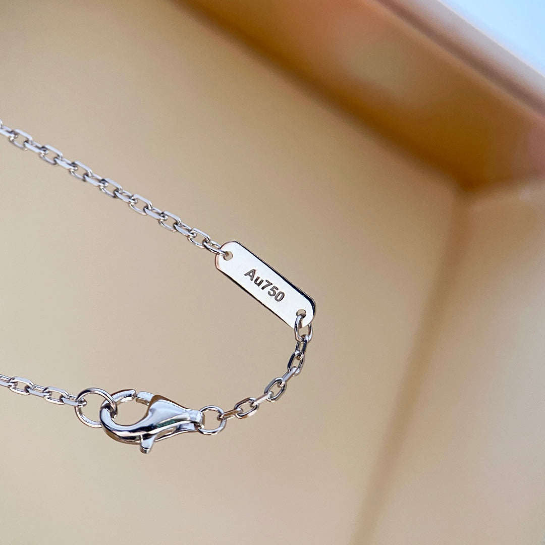 Aura CLOVER DIAMOND NECKLACE SILVER