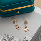 Aura STAR EARRINGS GOLD