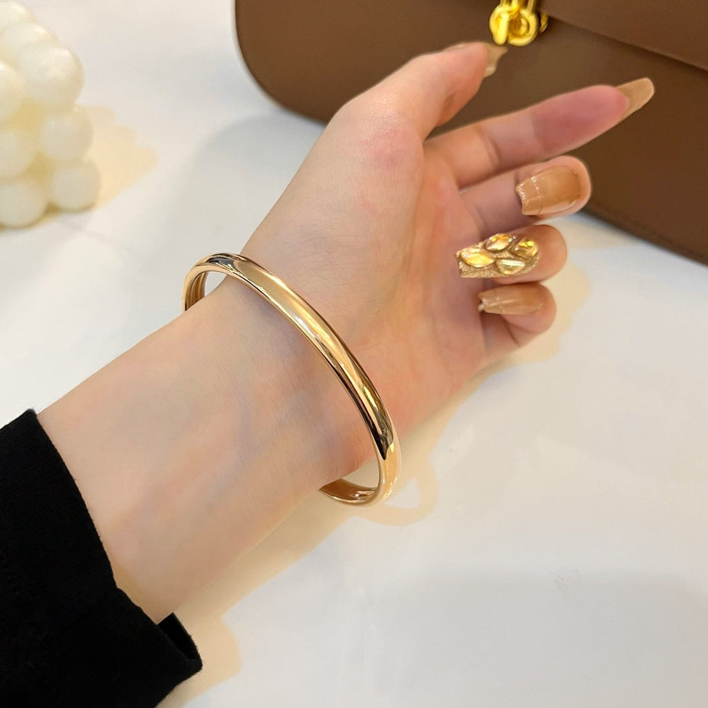 Aura PANTHERE GOLD DIAMOND OPEN BRACELET