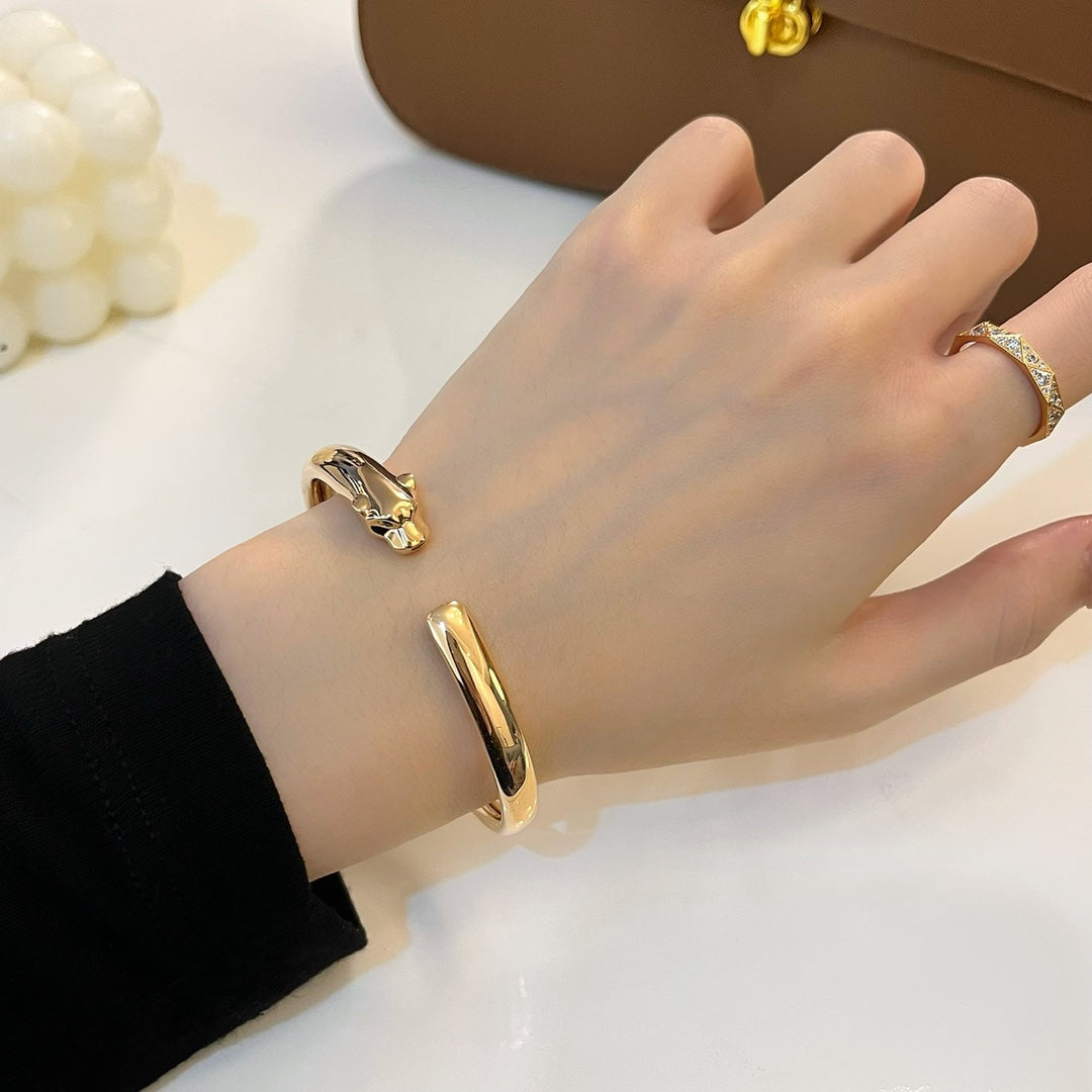 [⭐Aura ]PANTHERE GOLD OPEN BRACELET