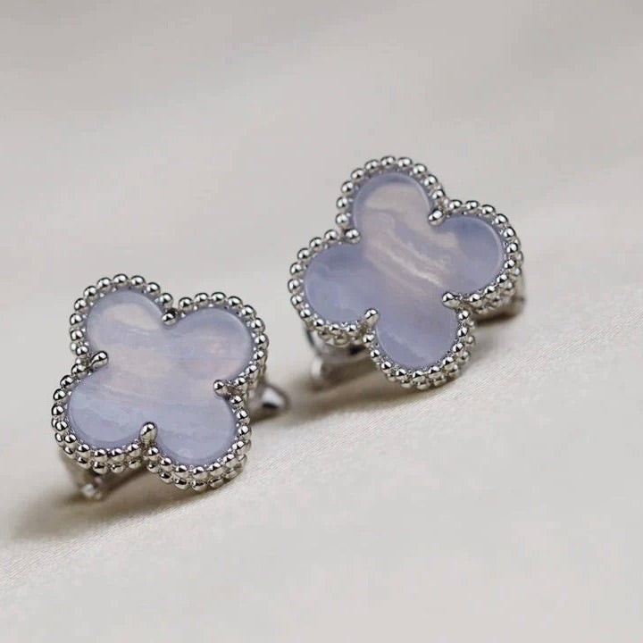 Aura CLOVER MEDIUM 1 MOTIFS  WHITE MOP EARRINGS SILVER