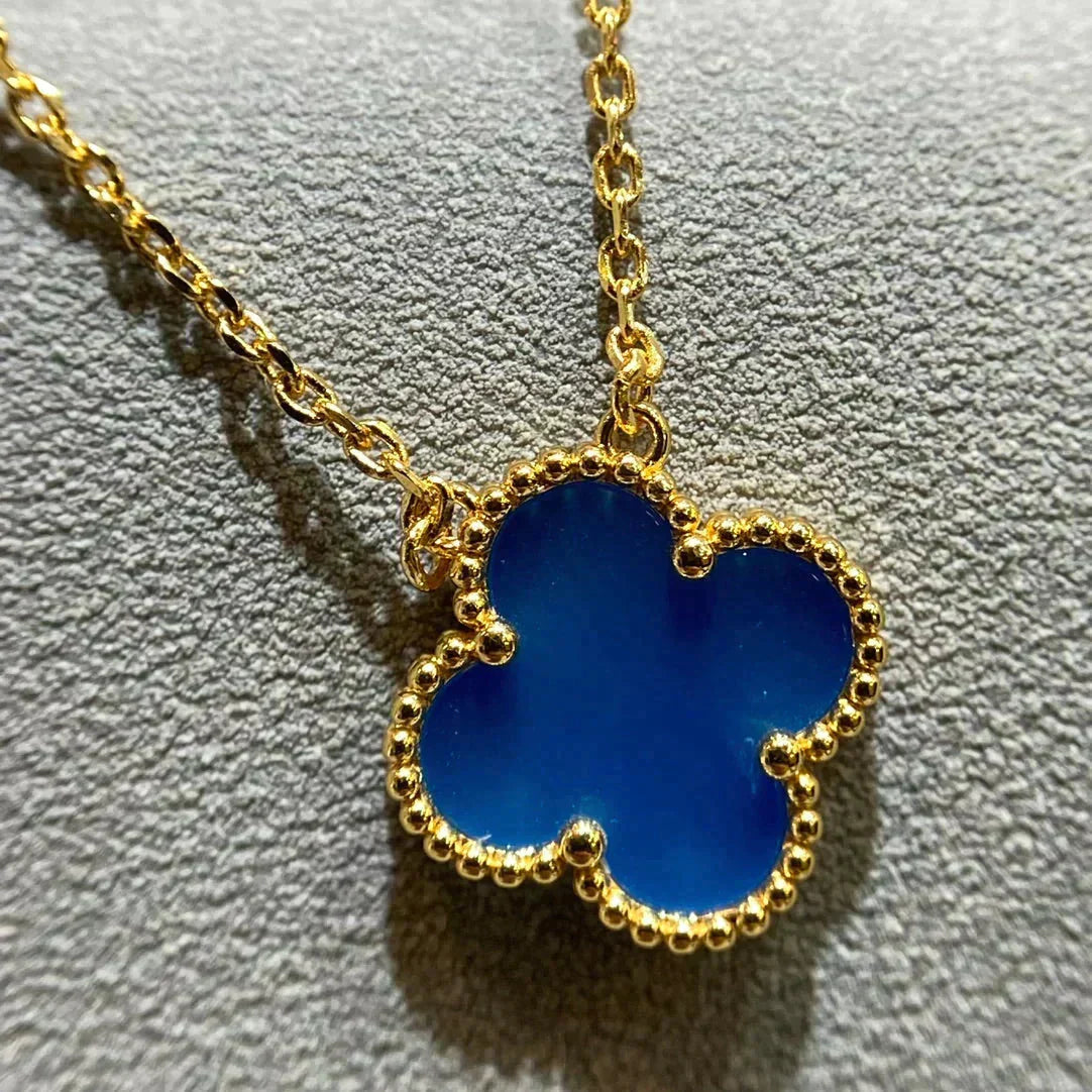 Aura CLOVER 15MM BLUE AGATE NECKLACE