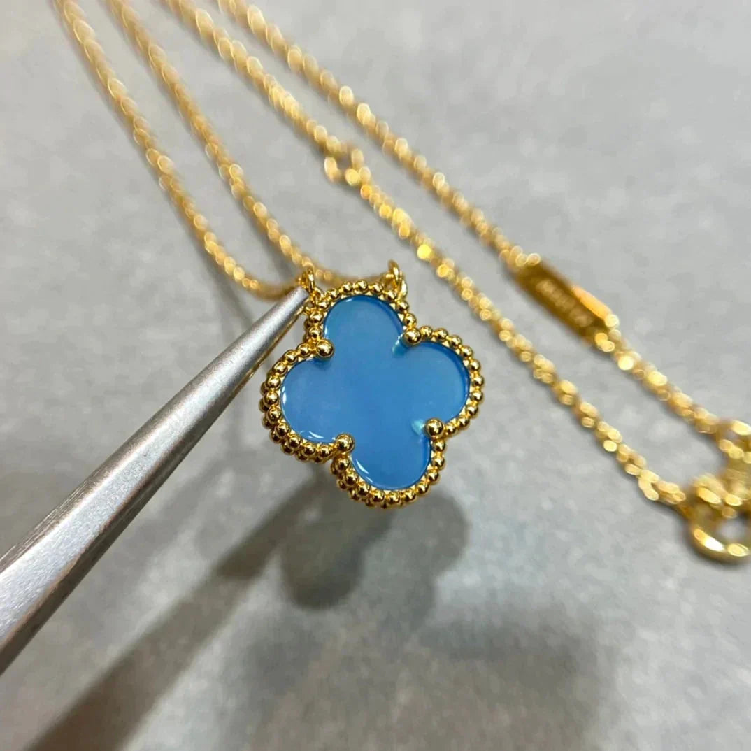 Aura CLOVER 15MM BLUE AGATE NECKLACE