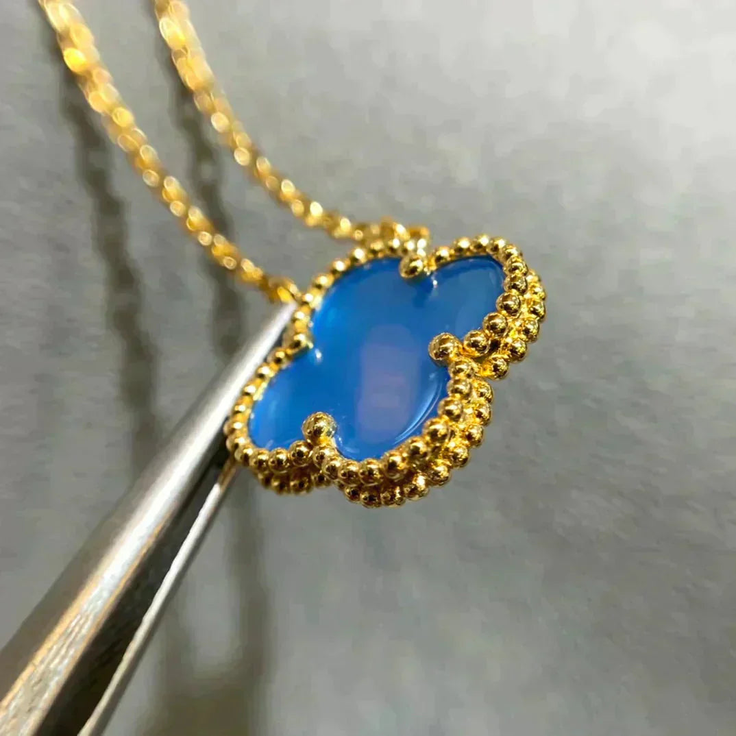 Aura CLOVER 15MM BLUE AGATE NECKLACE