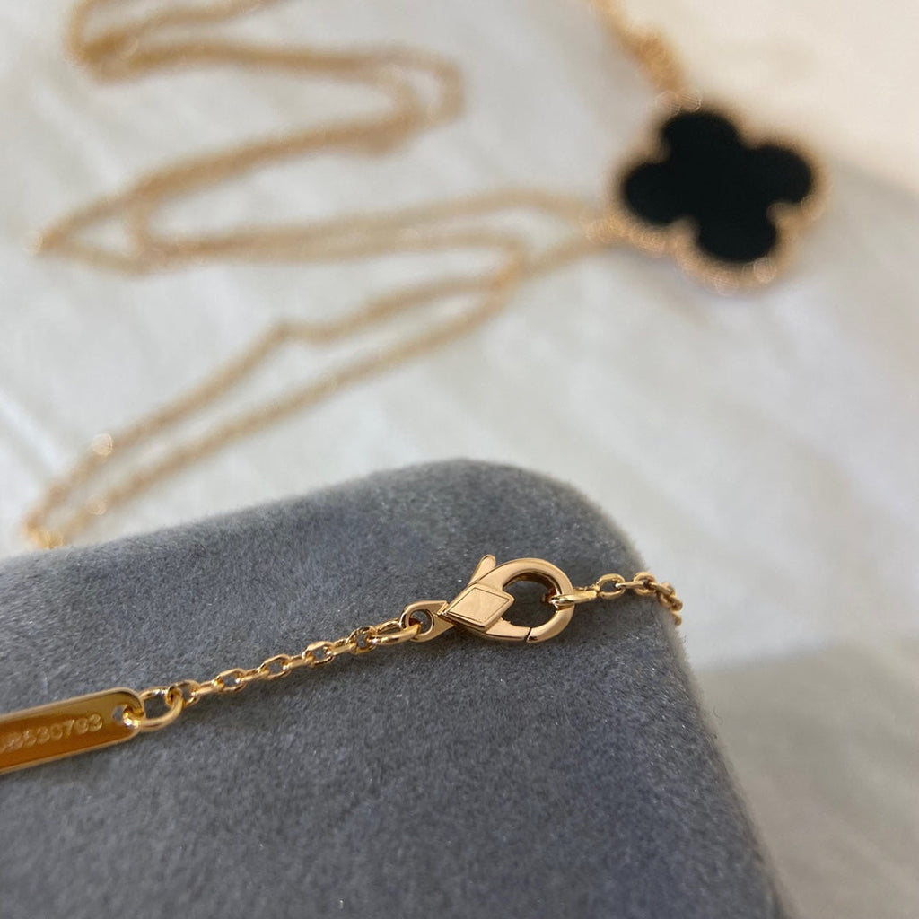 Aura CLOVER 25MM HALSKETTE GOLD ONYX