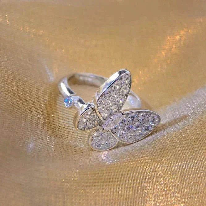 Aura BUTTERFLY DIAMOND RING