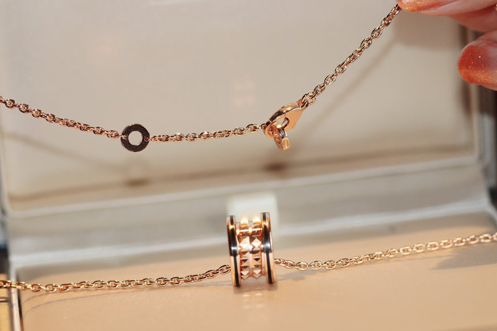 [⭐DORISW]ZERO 1 ROCK PEDANT PINK GOLD BLACK NECKLACE