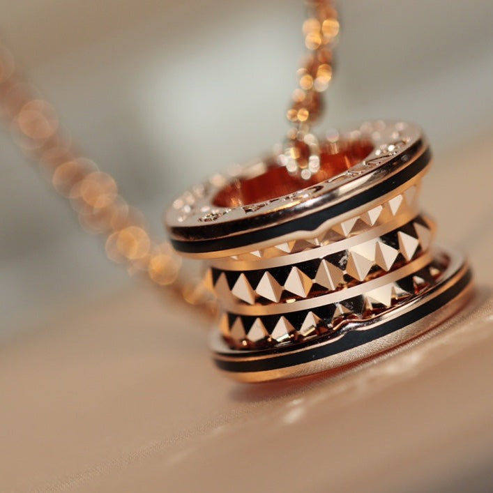 [⭐DORISW]ZERO 1 ROCK PEDANT PINK GOLD BLACK NECKLACE