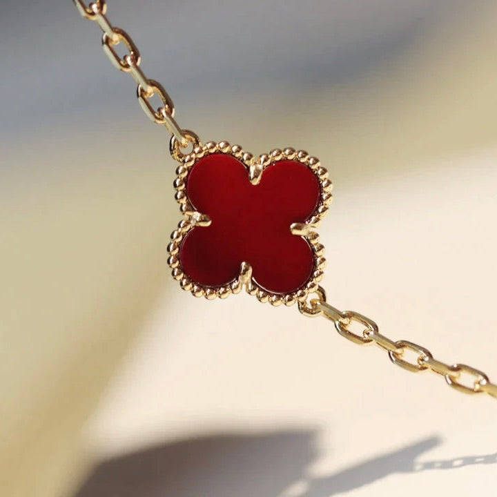 [⭐Aura ]CLOVER 20 MOTIFS CARNELIAN NECKLACE