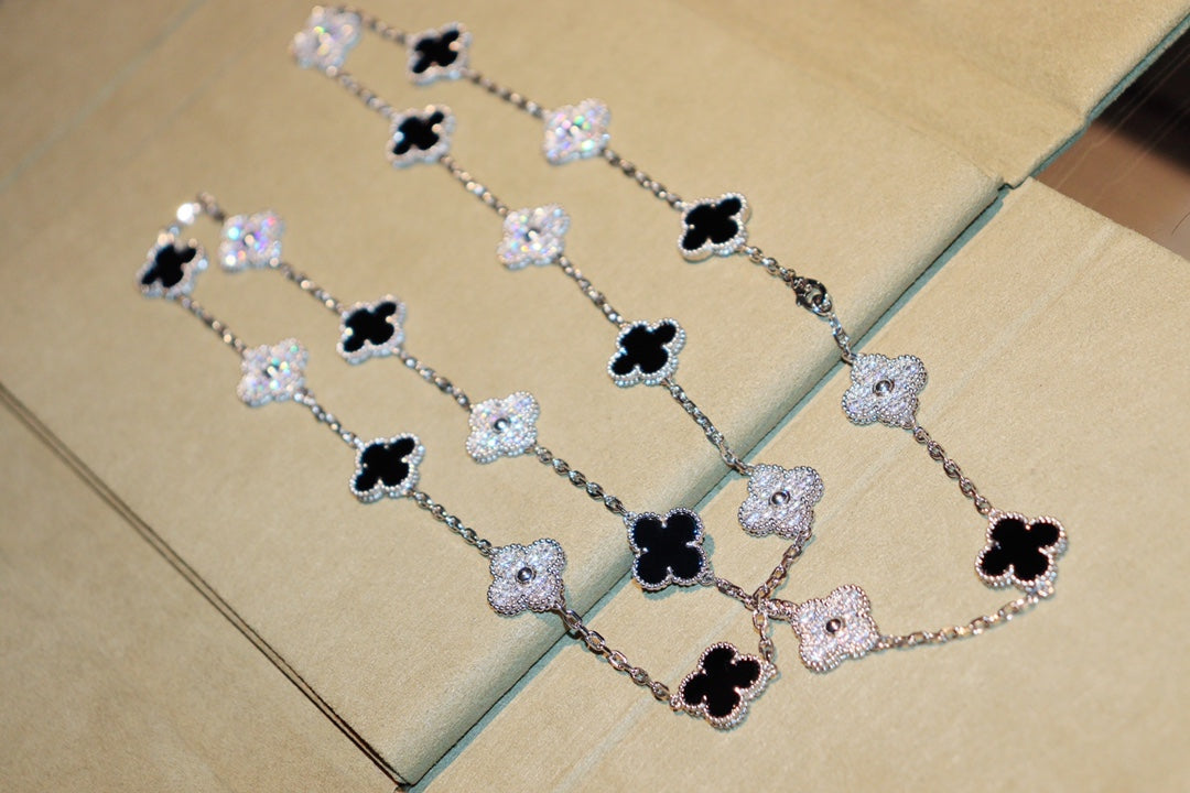 Aura CLOVER 20 MOTIFS ONYX DIAMANT SILBER