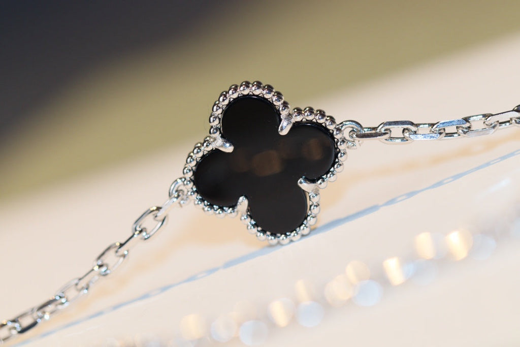 Aura CLOVER 20 MOTIFS ONYX DIAMANT SILBER